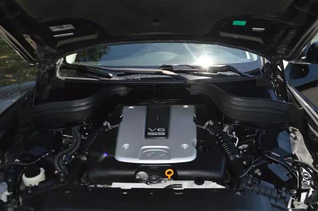 2016 INFINITI QX50 Standard