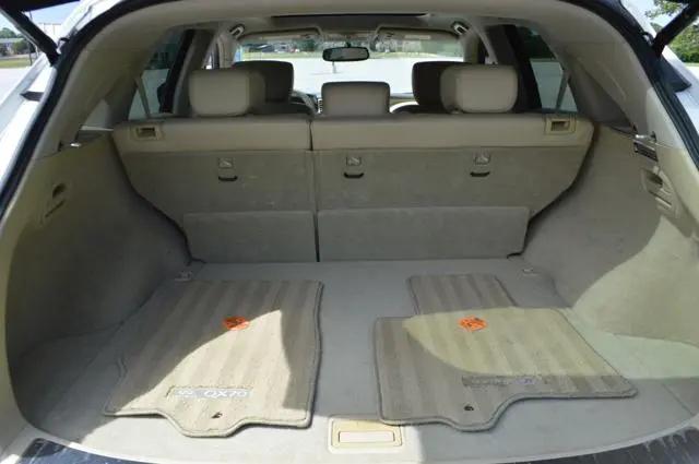 2015 INFINITI QX70 Standard