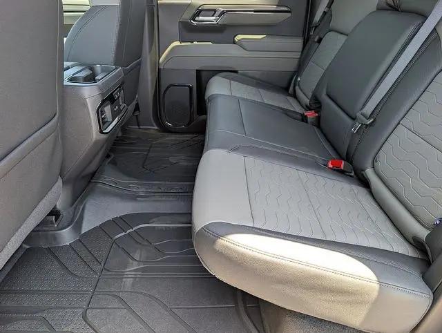 2026 Chevrolet Silverado 1500 4WD Crew Cab Short Bed ZR2