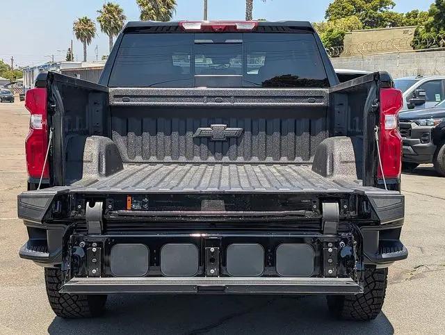 2026 Chevrolet Silverado 1500 4WD Crew Cab Short Bed ZR2