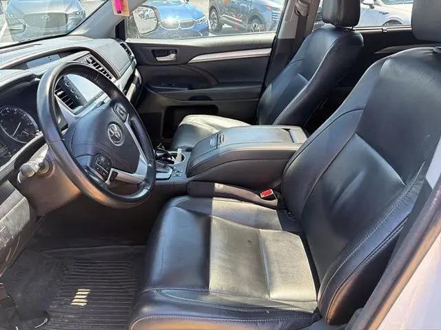 2017 Toyota Highlander XLE