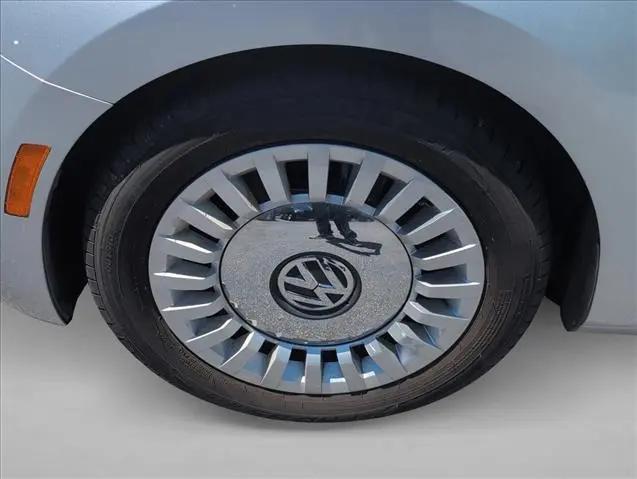 2016 Volkswagen Beetle 1.8T S