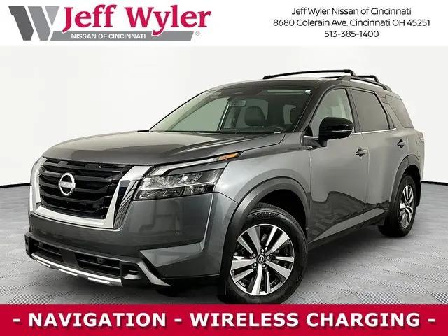 2024 Nissan Pathfinder SL 4WD for sale near Cincinnati, OH