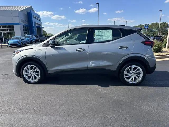 2027 Chevrolet Bolt LT FWD