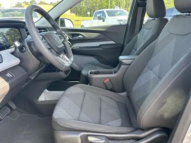 2027 Chevrolet Bolt LT FWD