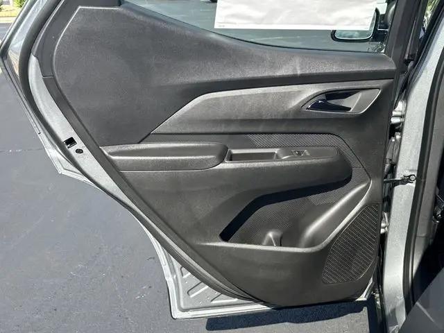 2027 Chevrolet Bolt LT FWD