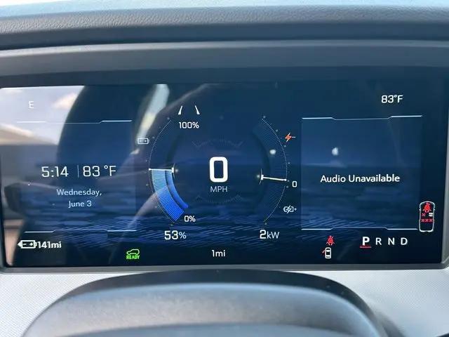 2027 Chevrolet Bolt LT FWD