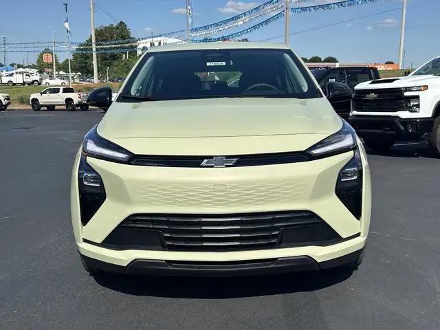 2027 Chevrolet Bolt LT FWD