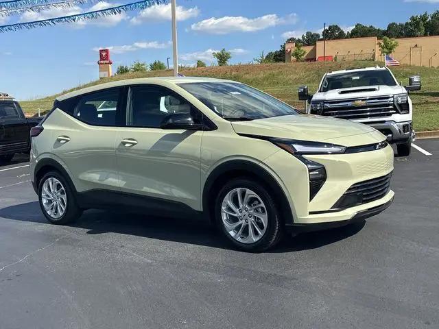 2027 Chevrolet Bolt LT FWD
