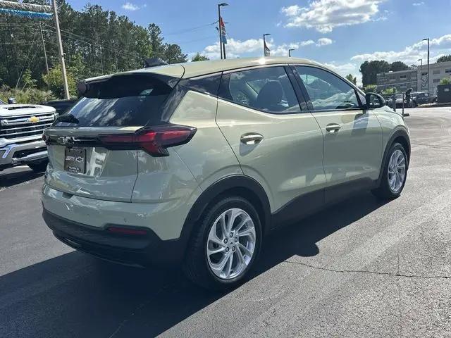 2027 Chevrolet Bolt LT FWD