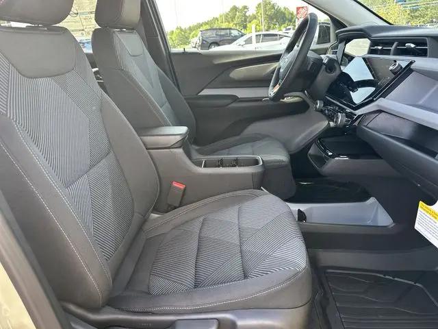 2027 Chevrolet Bolt LT FWD