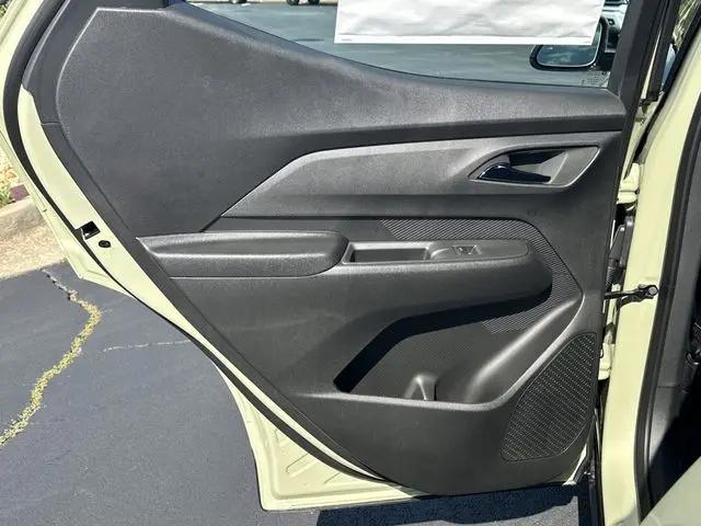 2027 Chevrolet Bolt LT FWD