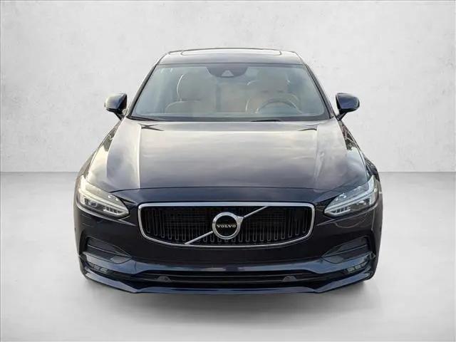 2017 Volvo S90 T5 Momentum