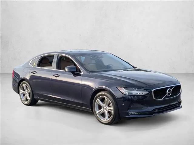 2017 Volvo S90 T5 Momentum