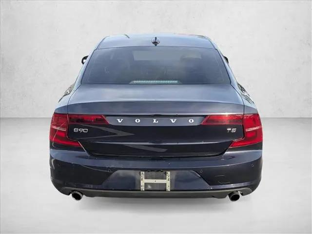 2017 Volvo S90 T5 Momentum