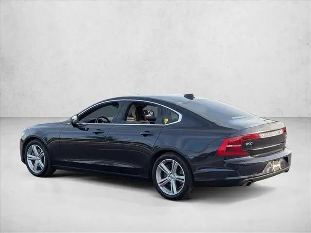 2017 Volvo S90 T5 Momentum
