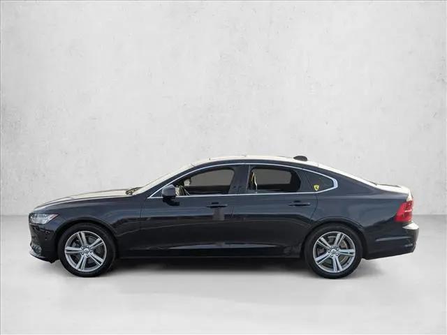 2017 Volvo S90 T5 Momentum
