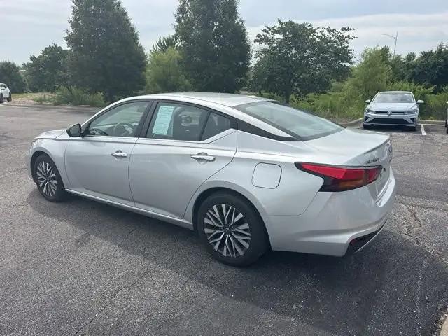 2024 Nissan Altima SV FWD