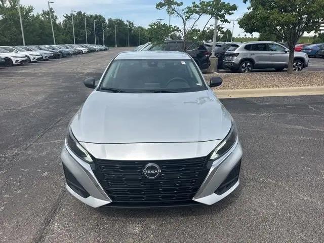 2024 Nissan Altima SV FWD