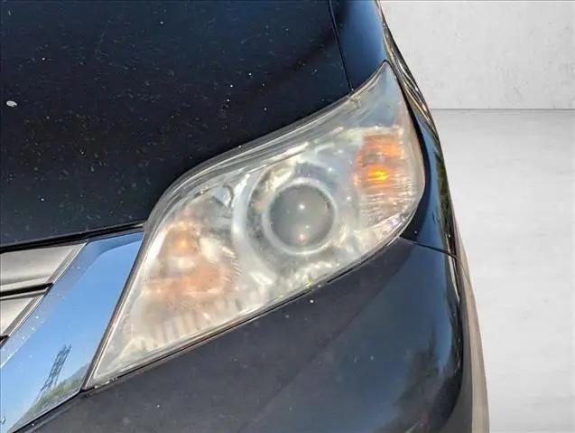 2013 Toyota Sienna XLE V6 8 Passenger