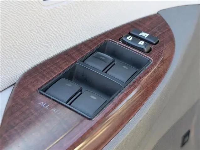 2013 Toyota Sienna XLE V6 8 Passenger