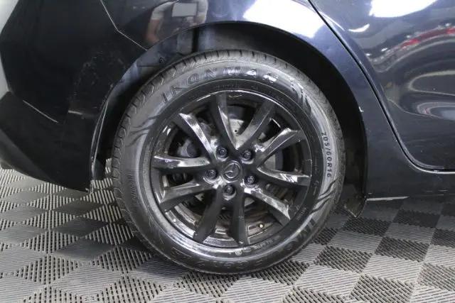 2015 Mazda Mazda3 i Grand Touring
