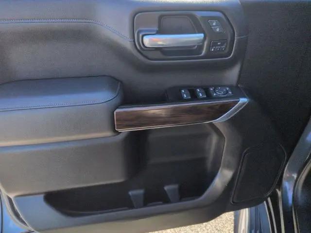 2021 GMC Sierra 1500 4WD Crew Cab Short Box SLT