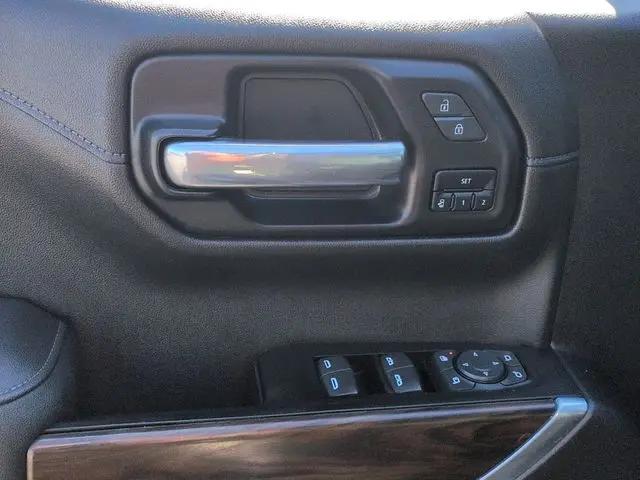 2021 GMC Sierra 1500 4WD Crew Cab Short Box SLT