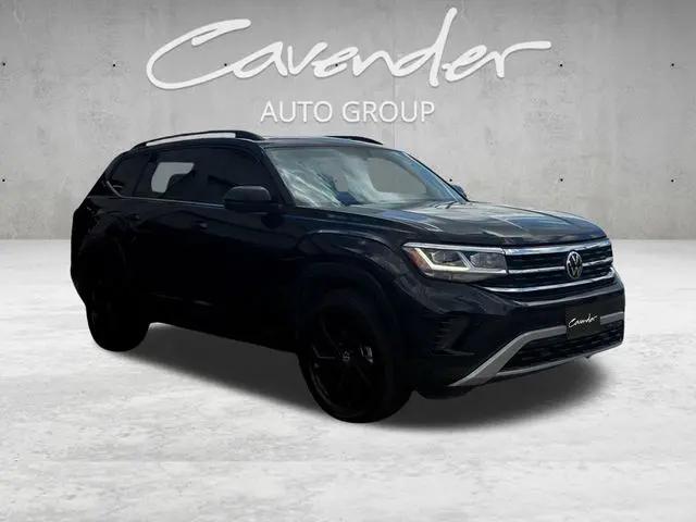 2022 Volkswagen Atlas 3.6L V6 SE w/Technology
