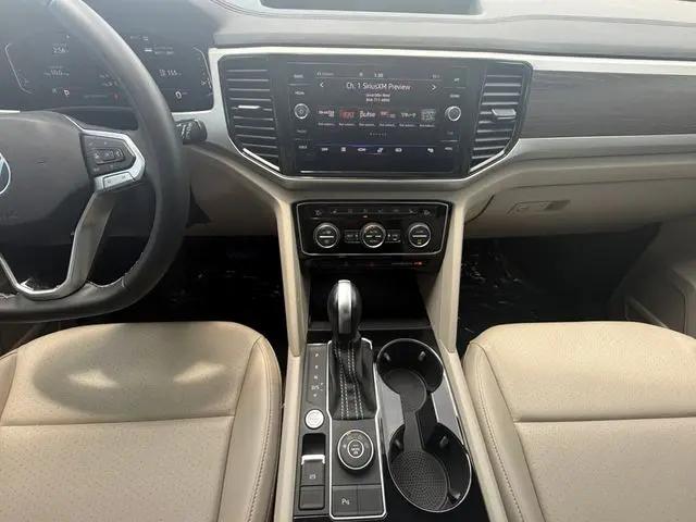 2022 Volkswagen Atlas 3.6L V6 SE w/Technology