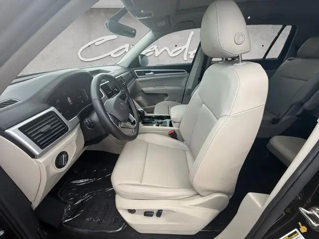 2022 Volkswagen Atlas 3.6L V6 SE w/Technology