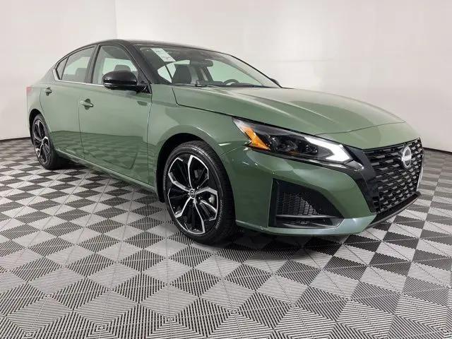 2026 Nissan Altima SR FWD