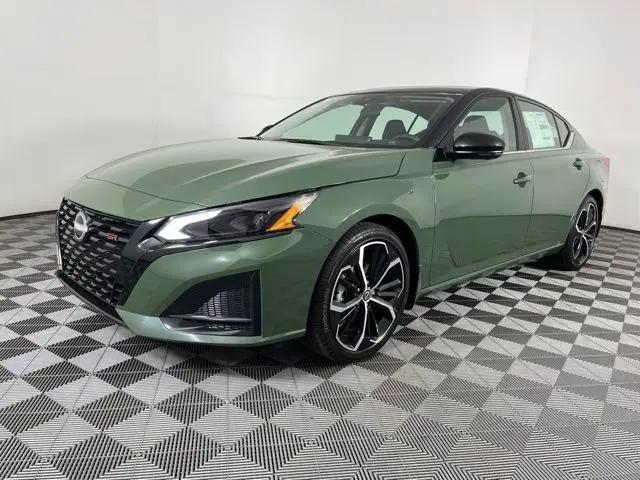 2026 Nissan Altima SR FWD