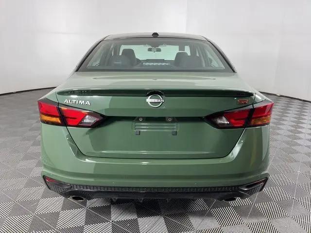 2026 Nissan Altima SR FWD