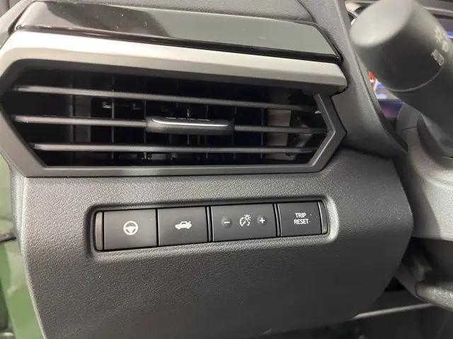2026 Nissan Altima SR FWD