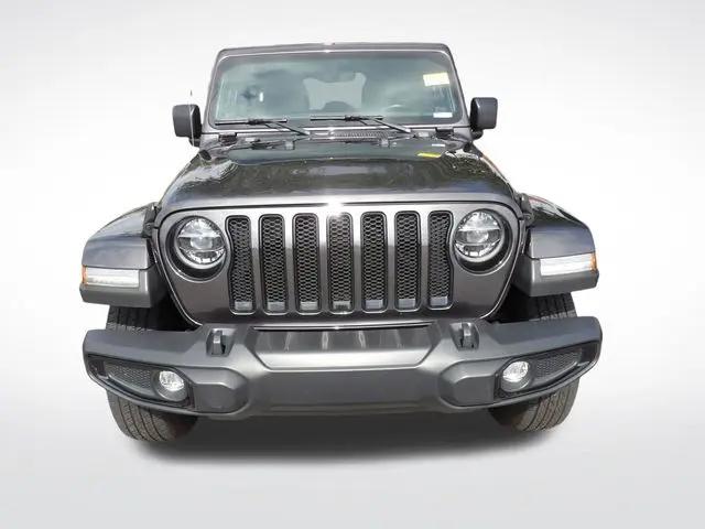 2022 Jeep Wrangler Unlimited Sahara Altitude 4x4