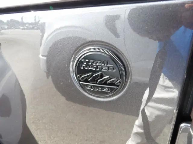 2022 Jeep Wrangler Unlimited Sahara Altitude 4x4