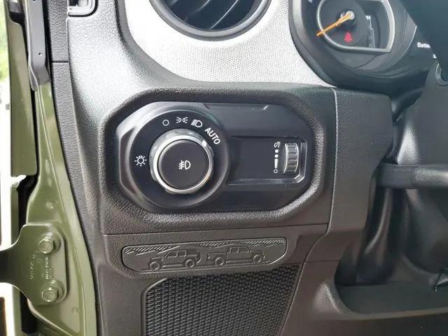 2024 Jeep Wrangler 4-Door Willys 4x4