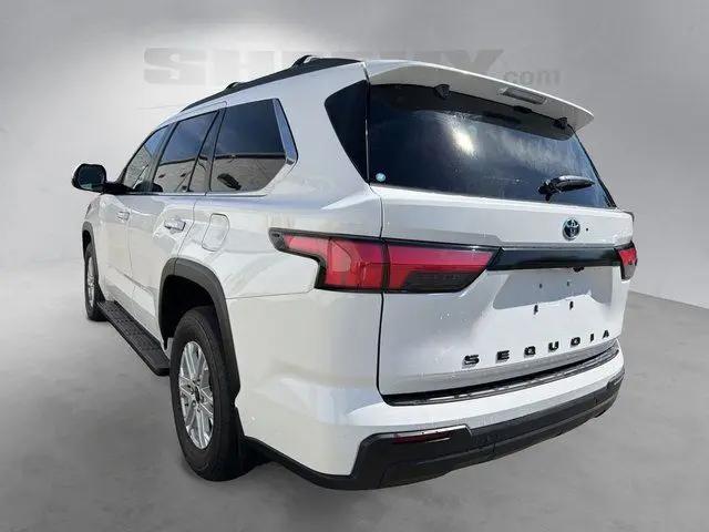 2024 Toyota Sequoia SR5