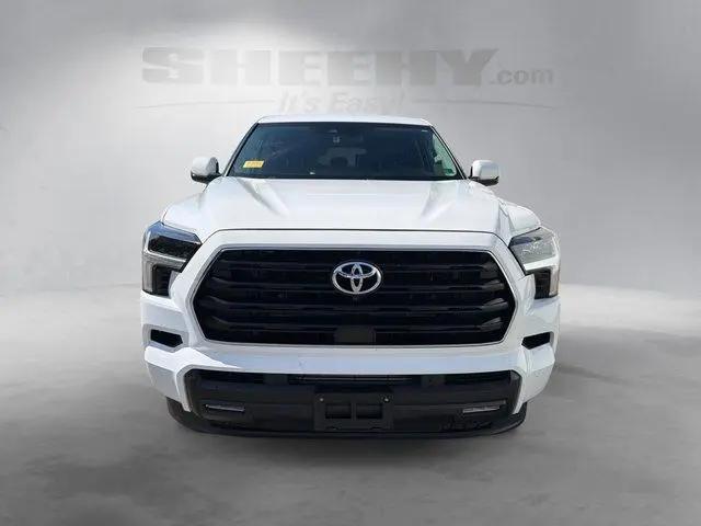 2024 Toyota Sequoia SR5