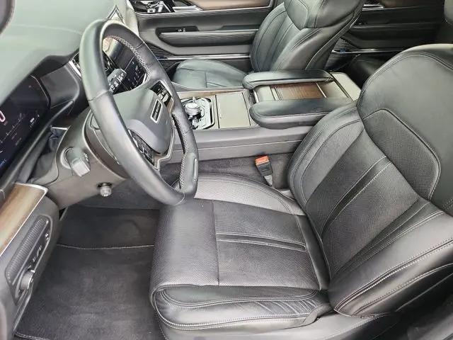 2024 Jeep Grand Wagoneer L 4x4