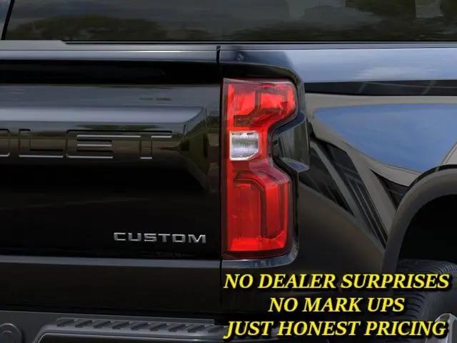 2026 Chevrolet Silverado 1500 2WD Crew Cab Short Bed Custom