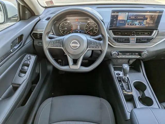 2026 Nissan Altima SV FWD