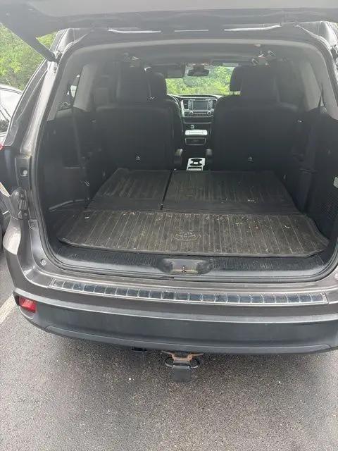 2018 Toyota Highlander SE