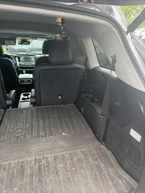 2018 Toyota Highlander SE