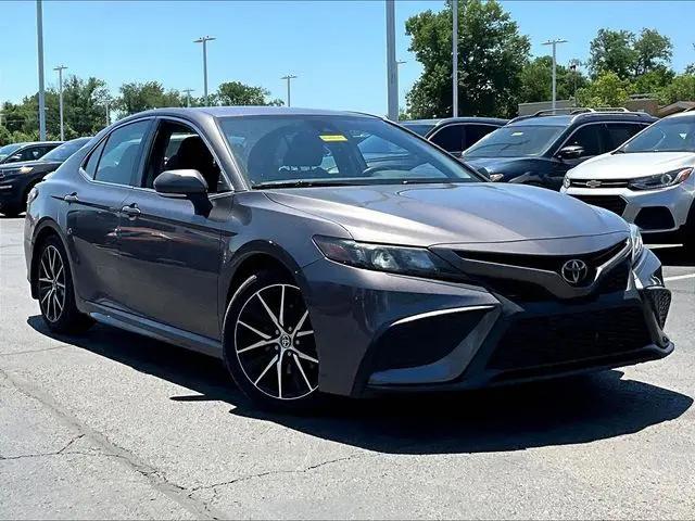 2023 Toyota Camry SE AWD