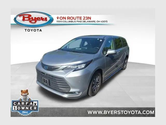 2021 Toyota Sienna XLE for sale near Delaware, OH