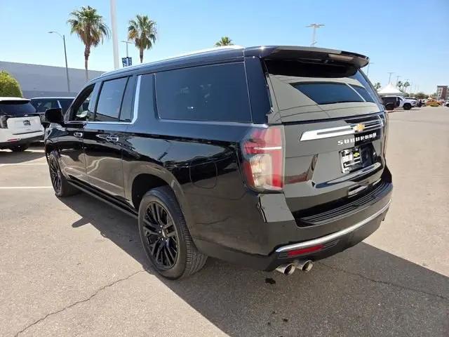 2024 Chevrolet Suburban 4WD Premier