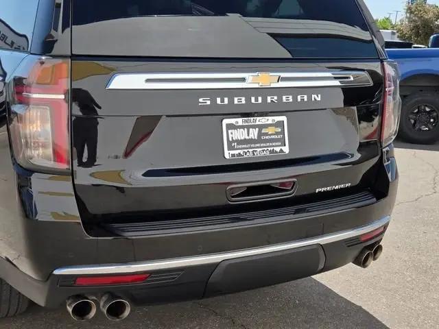 2024 Chevrolet Suburban 4WD Premier