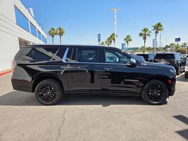 2024 Chevrolet Suburban 4WD Premier